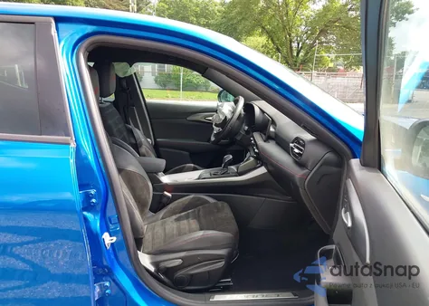 2024 Dodge Hornet Gt z USA, uszkodzony, nr VIN ZACNDFAN4R3A36361